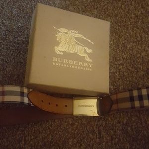 Burberry belt